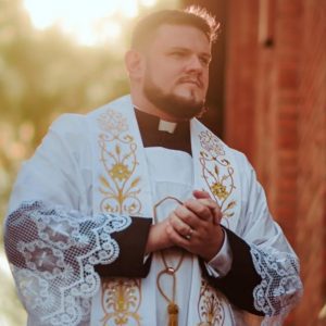 Pe. Mateus Rodrigo Fernandes