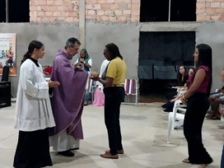 VISITA DOM JOAO NA AREA PASTORAL SAO PEDRO E SAO PATRICIO00017