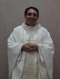 Pe. Diêggo Ferreira Bento