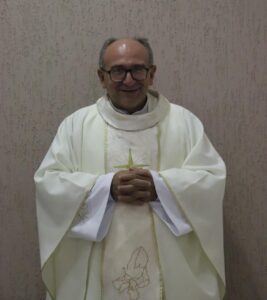 Pe. Divino Aparecido Lopes